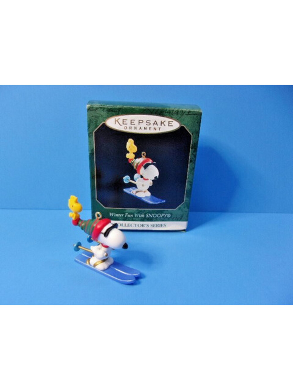 1999 Hallmark Miniature Keepsake Ornament Winter Fun with Snoopy Series #2 IOB